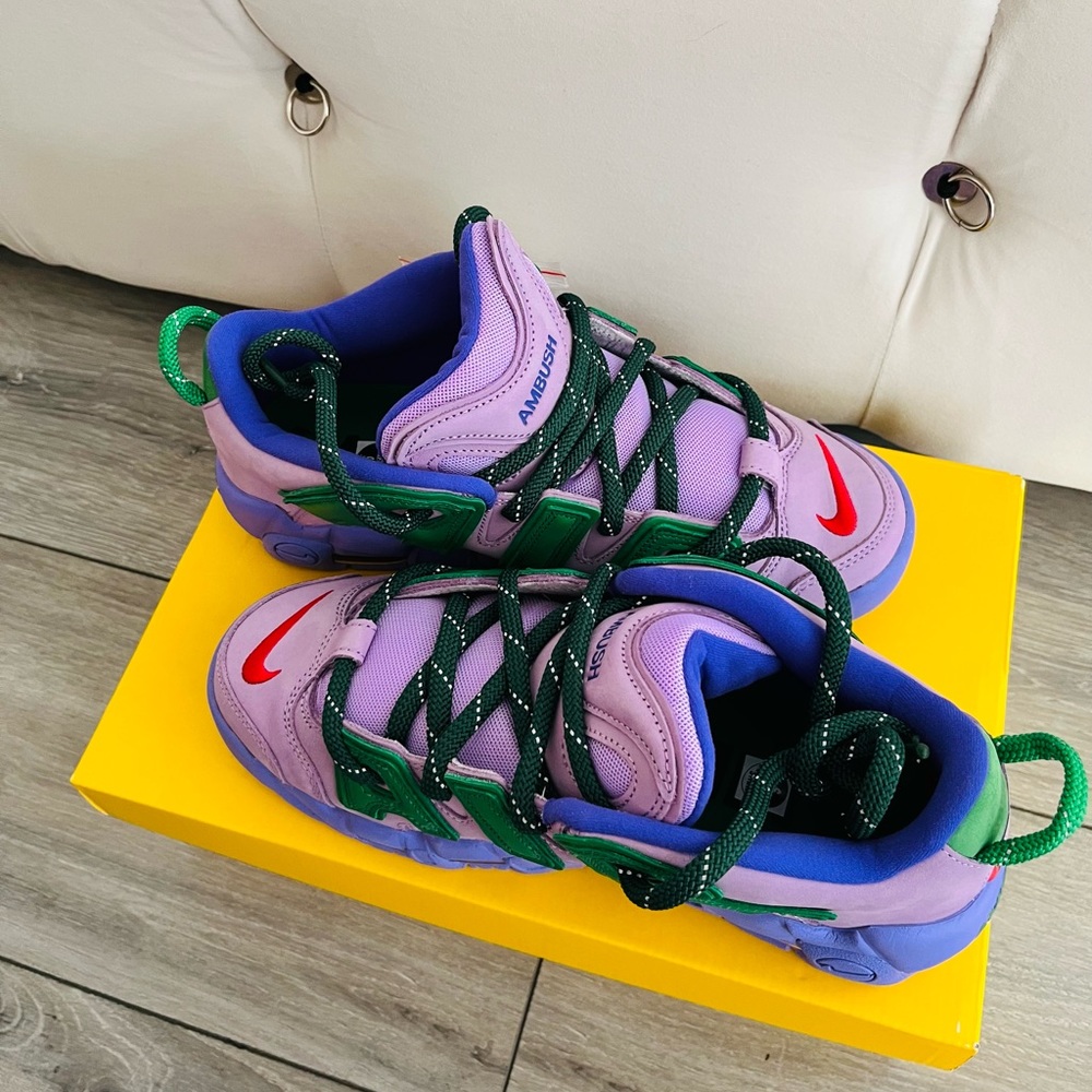 Air more uptempo Low Sp X Ambush